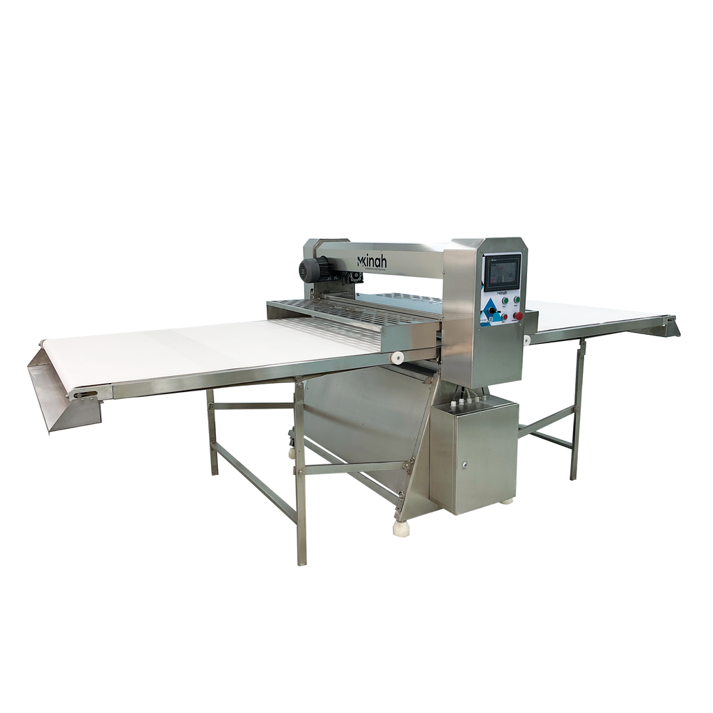 ماكينة فراد بقلاوه اتوماتيك  (3 متر طول - 125 سم عرض السير)